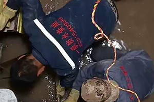 邵阳电梯井堵漏施工视频